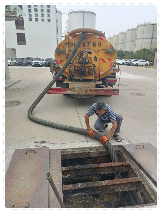 五桂山隔油池清掏